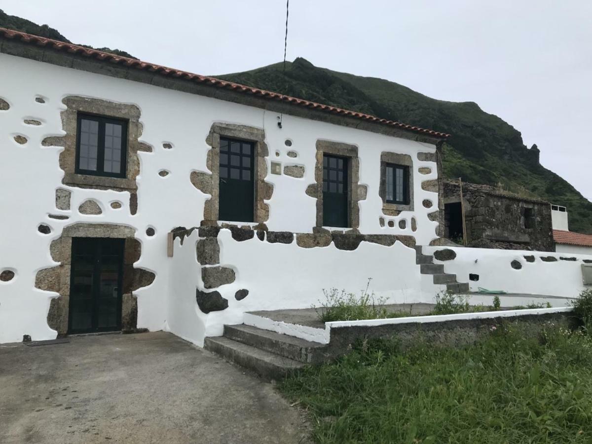A Casa Do Ti Mendonca Villa Lajes das Flores ภายนอก รูปภาพ